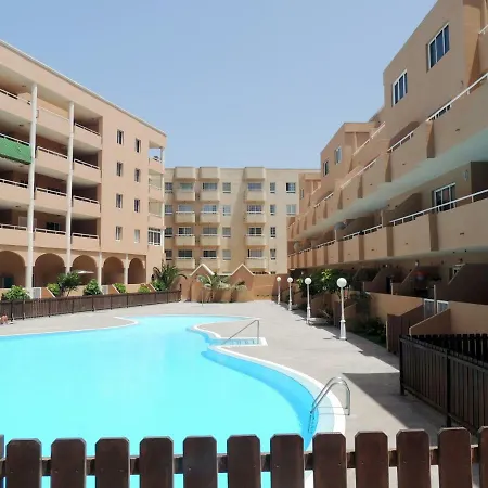 Under The Sun With Sea Views Apartment *