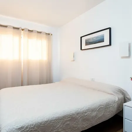 Apartment Under The Sun With Sea Views *